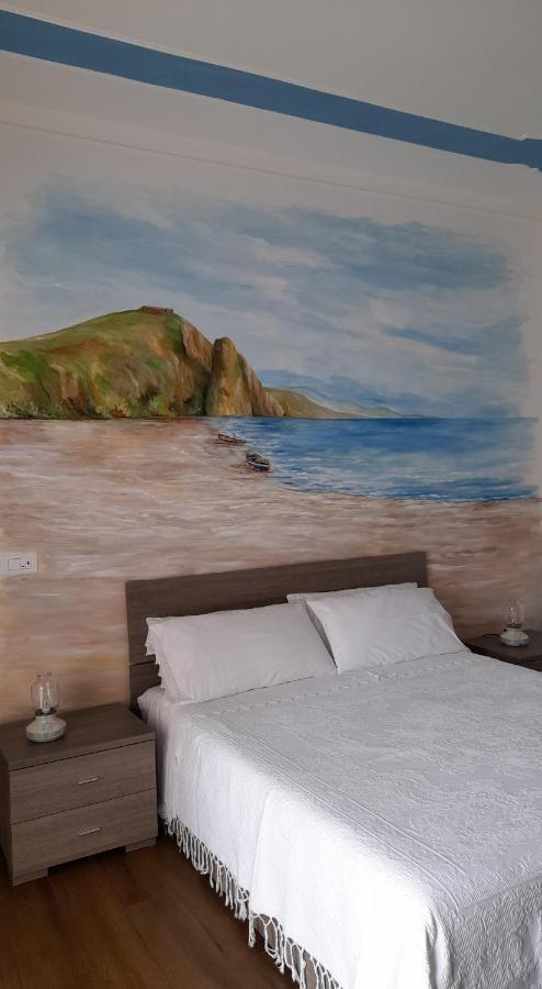 Bed and Breakfast Casa Laura Террачина Экстерьер фото